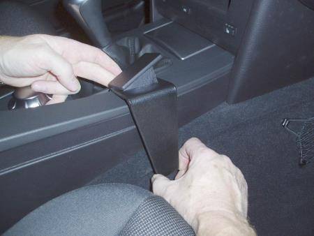 ProClip BMW 5-series, E60/E61 2004-2010 Kačenje na konzolu slika 3