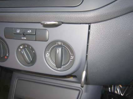 ProClip Volkswagen Golf Plus 2005-2009 Ugaono kačenje slika 2