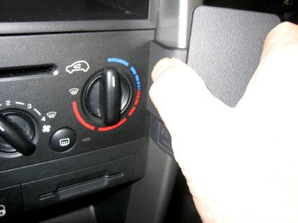 ProClip Peugeot 207 2006-2014 Ugaono kačenje slika 3
