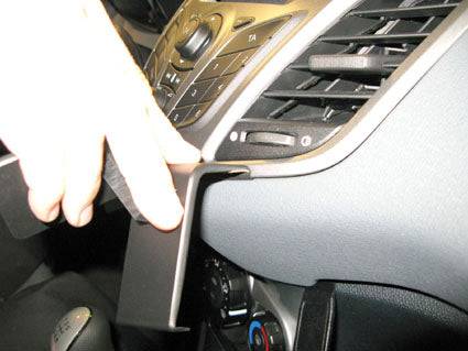 ProClip Ford Fiesta 2009-2017 Ugaono kačenje slika 2