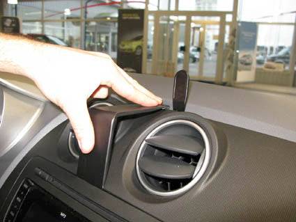 ProClip Seat Ibiza 2009-2017 Centralno kačenje slika 3
