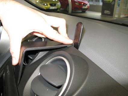 ProClip Seat Ibiza 2009-2017 Centralno kačenje slika 4
