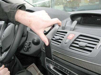 ProClip Renault Fluence 2010-2015 Centralno kačenje slika 3