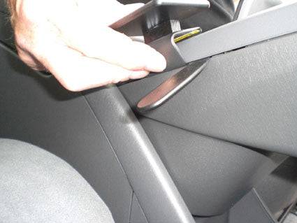 ProClip Toyota Prius 2010-2016 Ugaono kačenje slika 2
