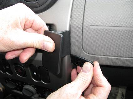 ProClip Dacia Logan 2009-2013 Ugaono kačenje slika 4