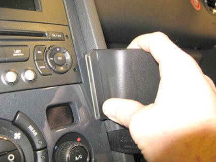 ProClip Peugeot 5008 2010-2017 Ugaono kačenje slika 3