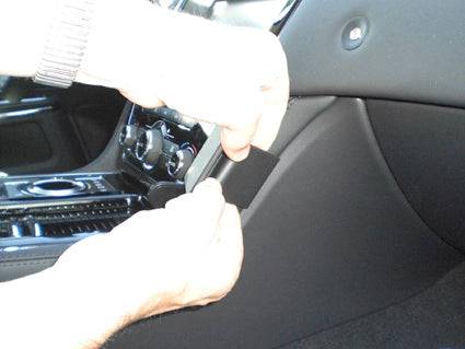 ProClip Jaguar XJ 2010-2019 Ugaono kačenje slika 4