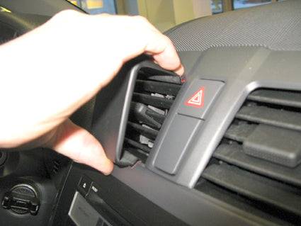 ProClip Suzuki SX4 2011-2015 Centralno kačenje slika 3