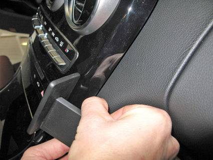 ProClip Mercedes C-class 2014-2021 Ugaono kačenje slika 2