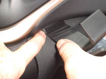 ProClip Jeep Cherokee 2014-2023 Ugaono kačenje slika 3