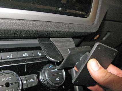 ProClip VW Touran 2016-2022 Ugaono kačenje slika 3