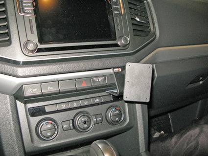 ProClip VW Amarok 2017-2021 Ugaono kačenje slika 5