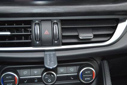 ProClip AlfaRomeo Stelevio 2016-2023 Ugaono kačenje slika 2